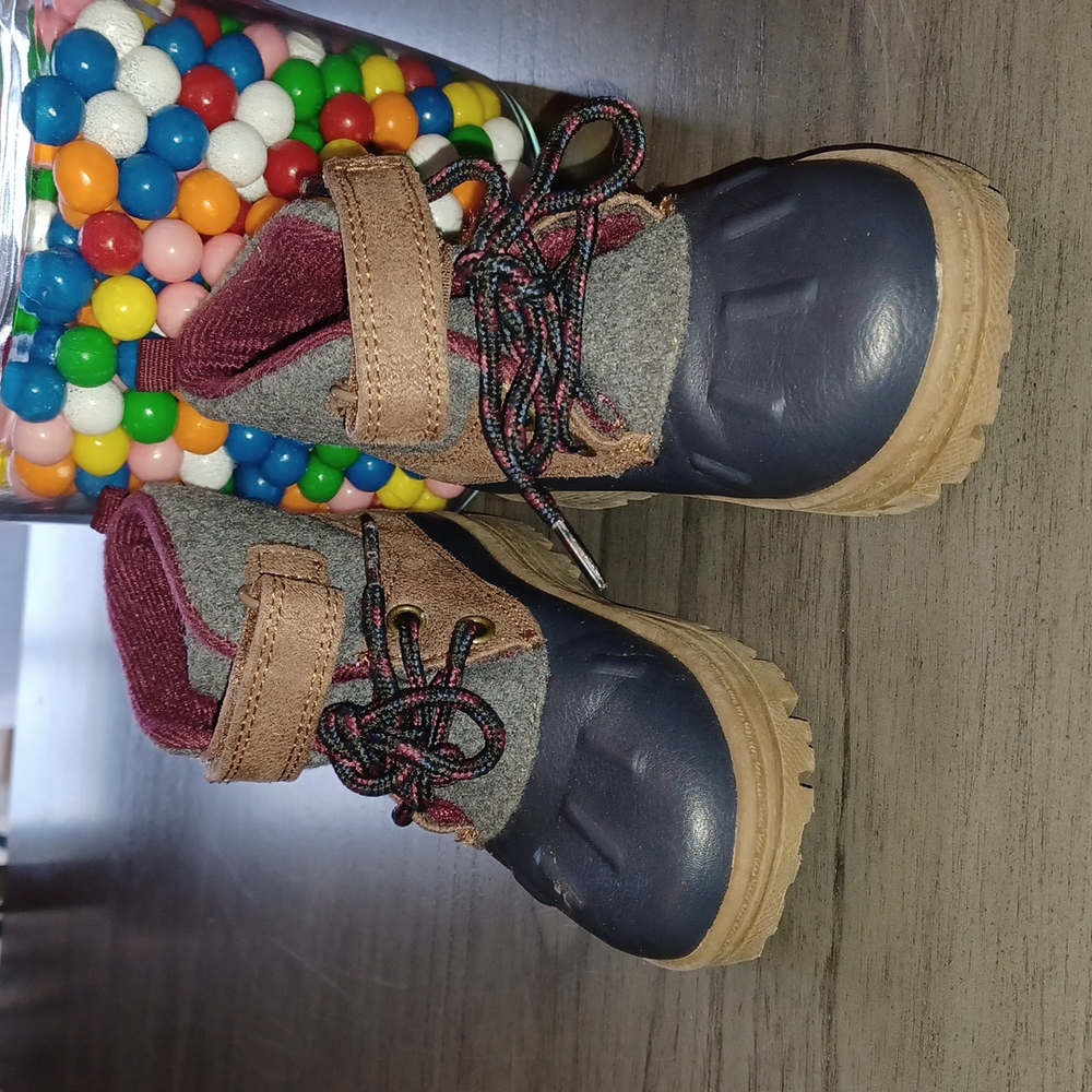 Carter's toddler boy's Duck Boots, 7m